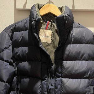 Vintage Men's Moncler Down Puffer Jacker